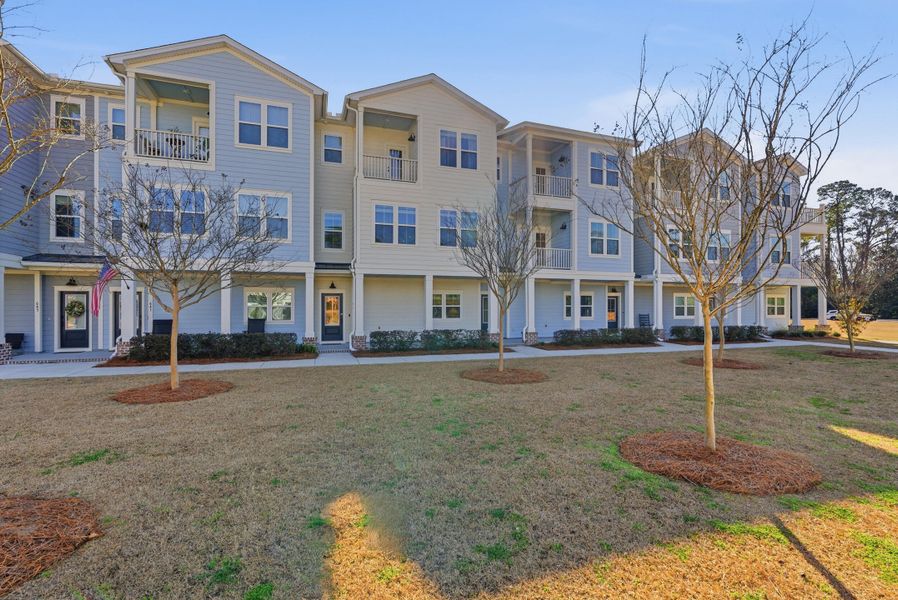 Image 33 of a home in .