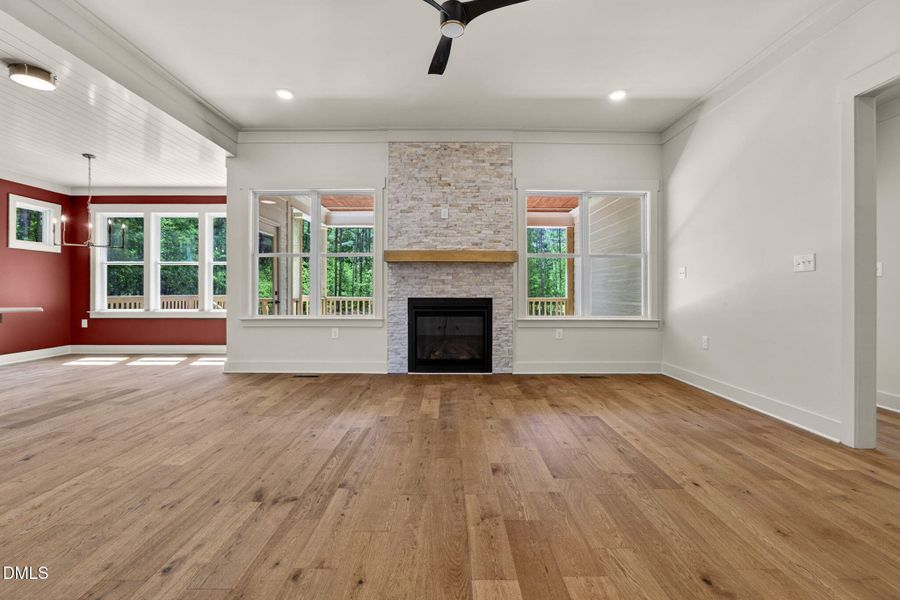 31-web-or-mls-12601 Burgess -31