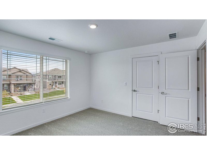 Spacious, unfurnished interior of a new home in Hansen Farm, Fort Collins (Image 42).