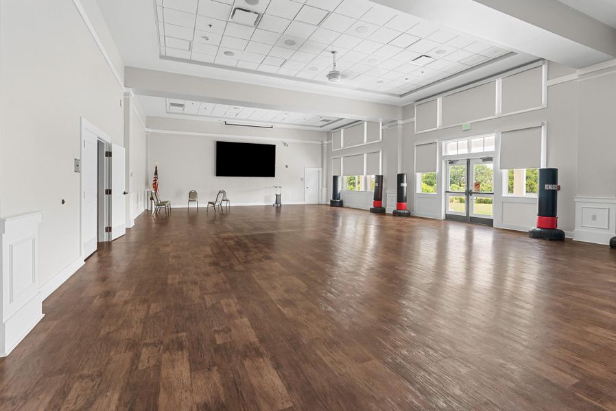 Spacious, unfurnished interior of a new home in , Seabrook Island (Image 10). Spacious, unfurnished interior of a new home in , Seabrook Island (Image 10).