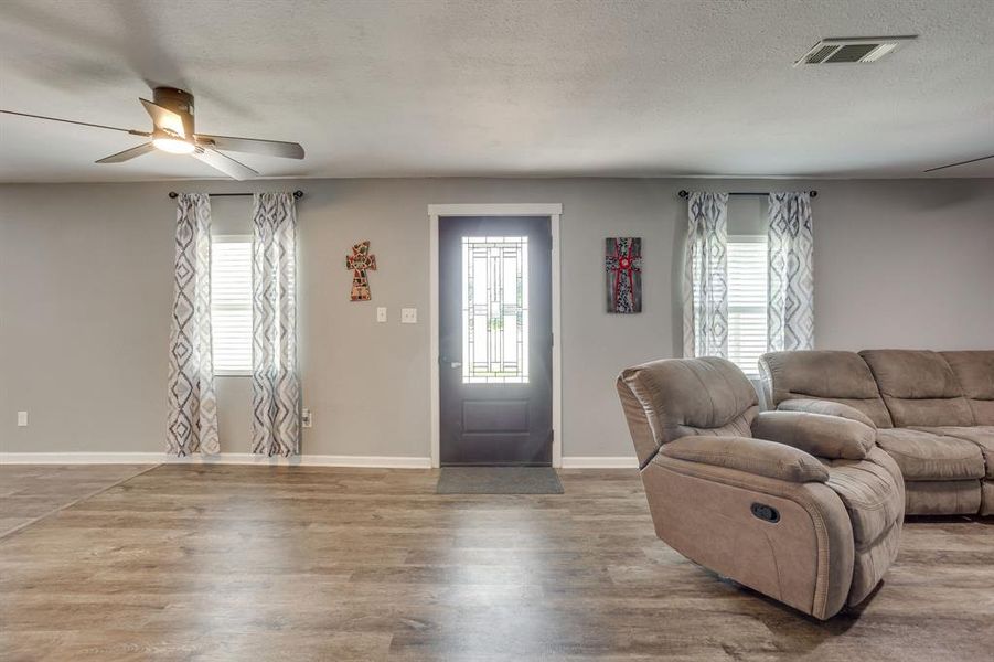 Furnished interior view inside a new home in , Mineral Wells (Image 4).