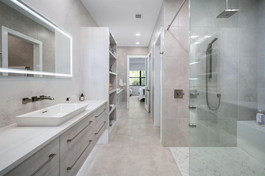 24-web-or-mls-1930_Frosted_Turquoise_Way