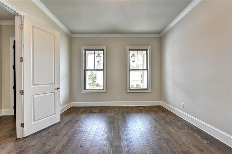 Spacious, unfurnished interior of a new home in Bellmoore Park, Duluth (Image 63).