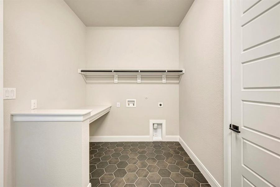 Spacious, unfurnished interior of a new home in Northshore at Lakewood Village - Classic Series, Lakewood Village (Image 27). Spacious, unfurnished interior of a new home in Northshore at Lakewood Village - Classic Series, Lakewood Village (Image 27).