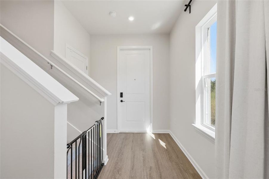 Spacious, unfurnished interior of a new home in Lakewood Park, Deland (Image 23).