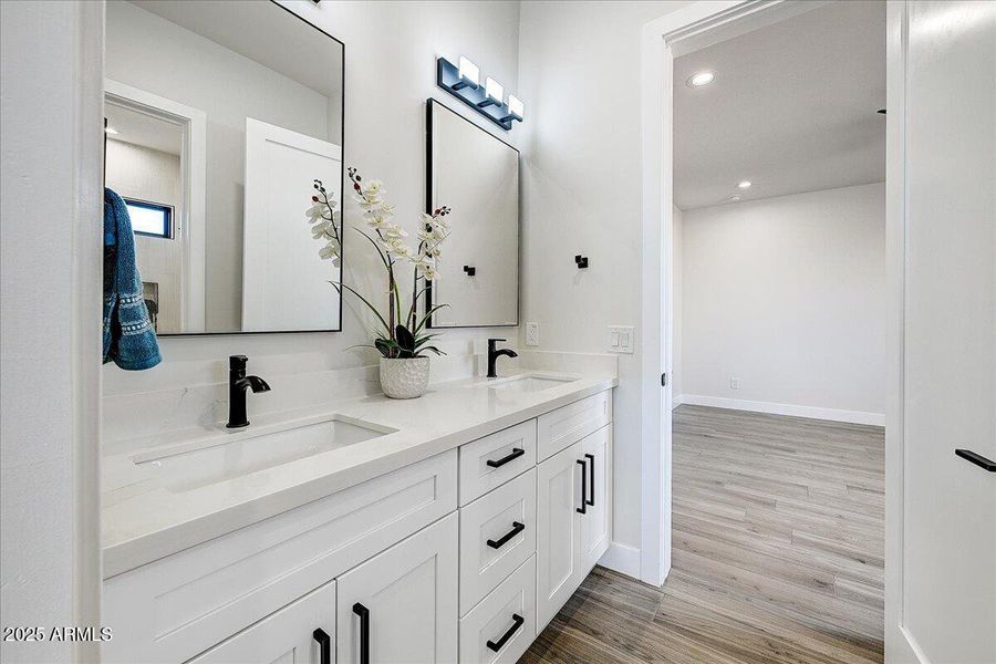 21-Full Bath 21-Full Bath