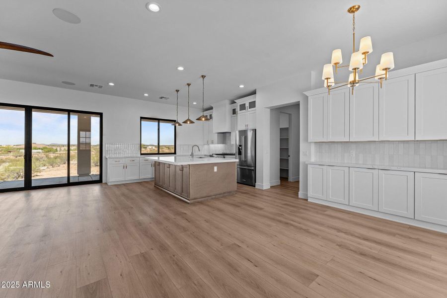 6-web-or-mls-DSC07912 6-web-or-mls-DSC07912