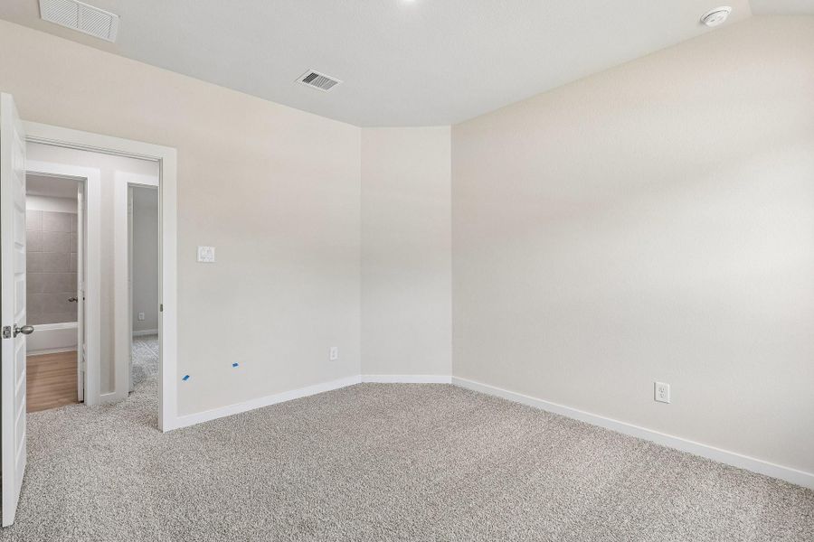 Spacious, unfurnished interior of a new home in Granger Pines, Conroe (Image 13). Spacious, unfurnished interior of a new home in Granger Pines, Conroe (Image 13).
