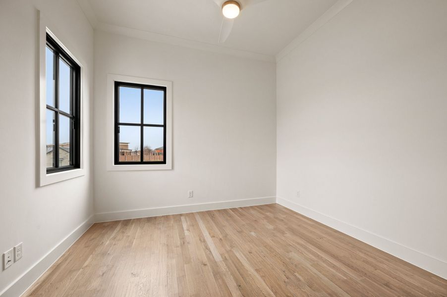 Spacious, unfurnished interior of a new home in Montclair, Prosper (Image 48).