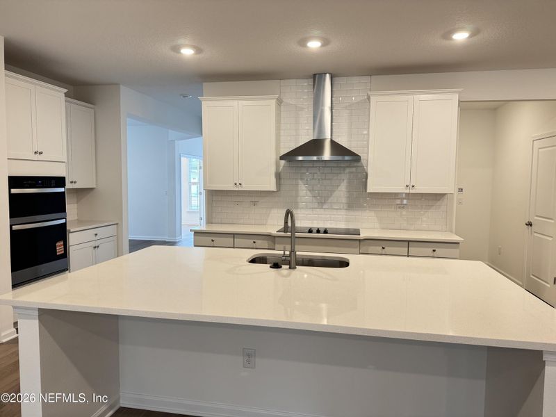 Furnished interior view inside a new home in Hyland Trail, Green Cove Springs (Image 9).
