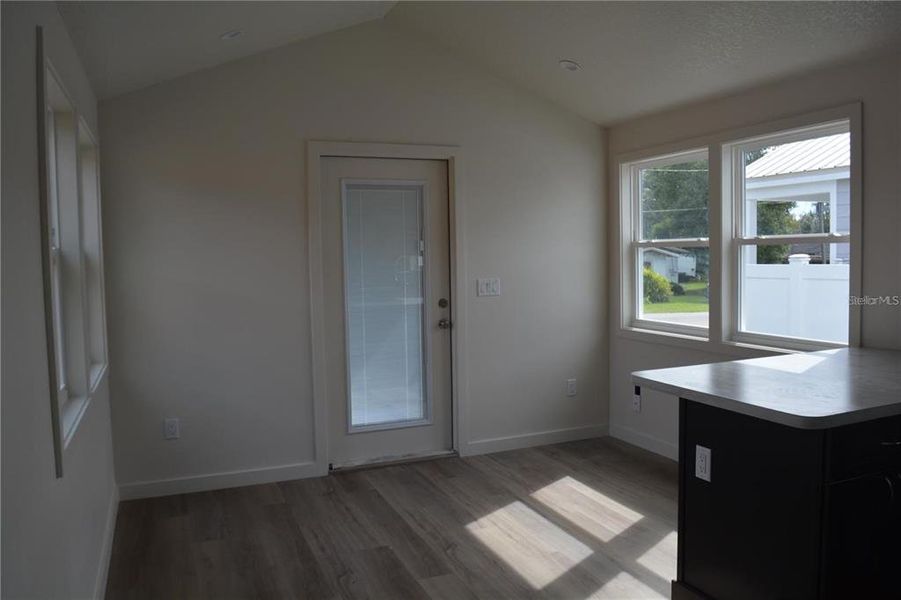 Spacious, unfurnished interior of a new home in , Oviedo (Image 13).