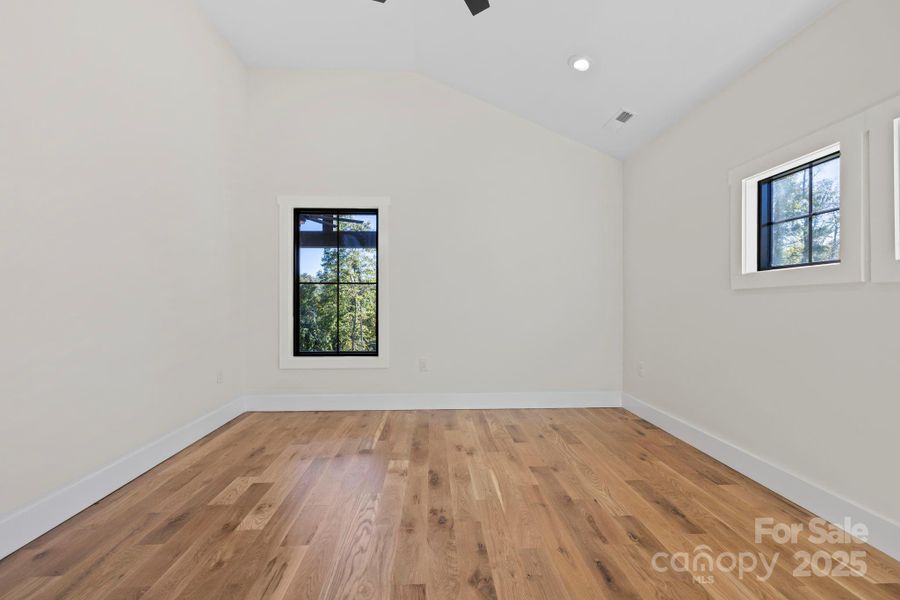 Spacious, unfurnished interior of a new home in , Hendersonville (Image 18).