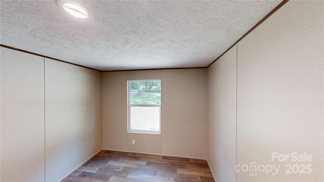 Spacious, unfurnished interior of a new home in , Rock Hill (Image 22).