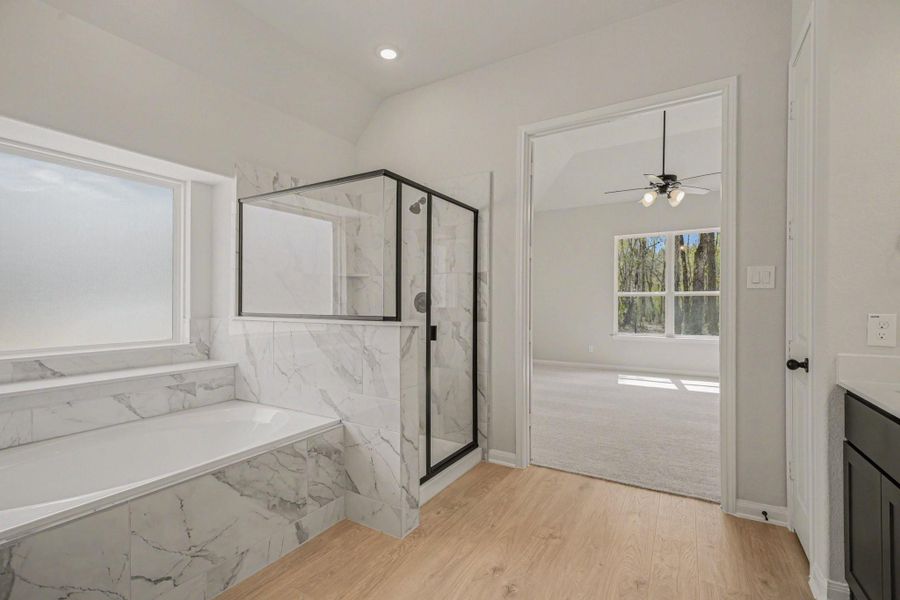 Furnished interior view inside a new home in Encino Estates, Dayton (Image 11).