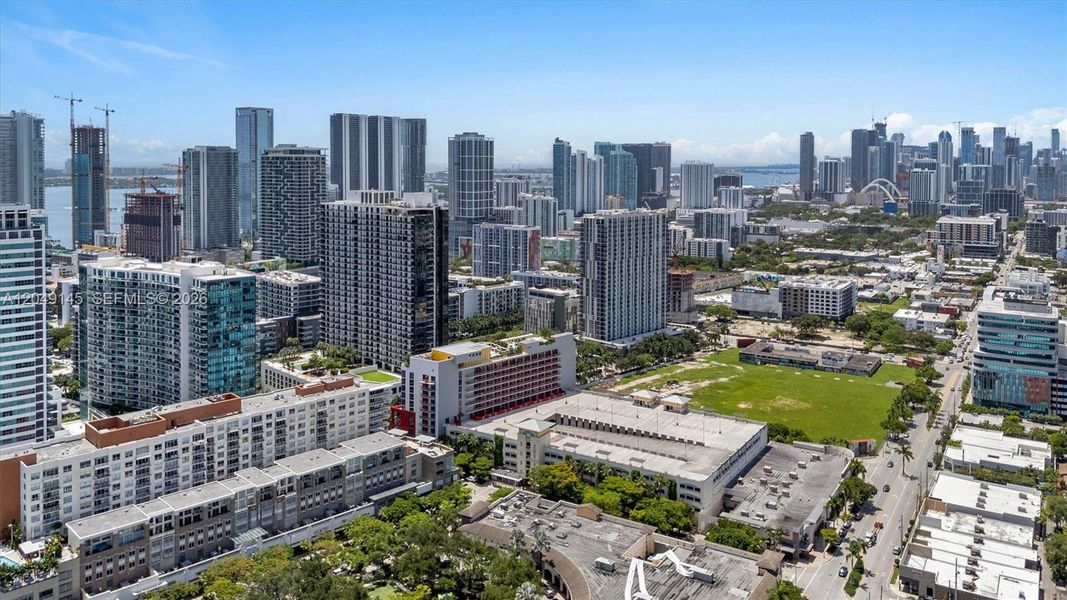 Condo located in Miami, FL showcasing its design and architecture (Image 27). Condo located in Miami, FL showcasing its design and architecture (Image 27).