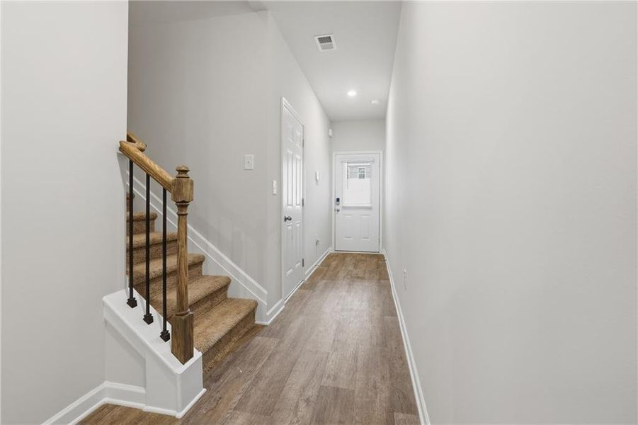 Spacious, unfurnished interior of a new home in Concord Oaks, Powder Springs (Image 10). Spacious, unfurnished interior of a new home in Concord Oaks, Powder Springs (Image 10).
