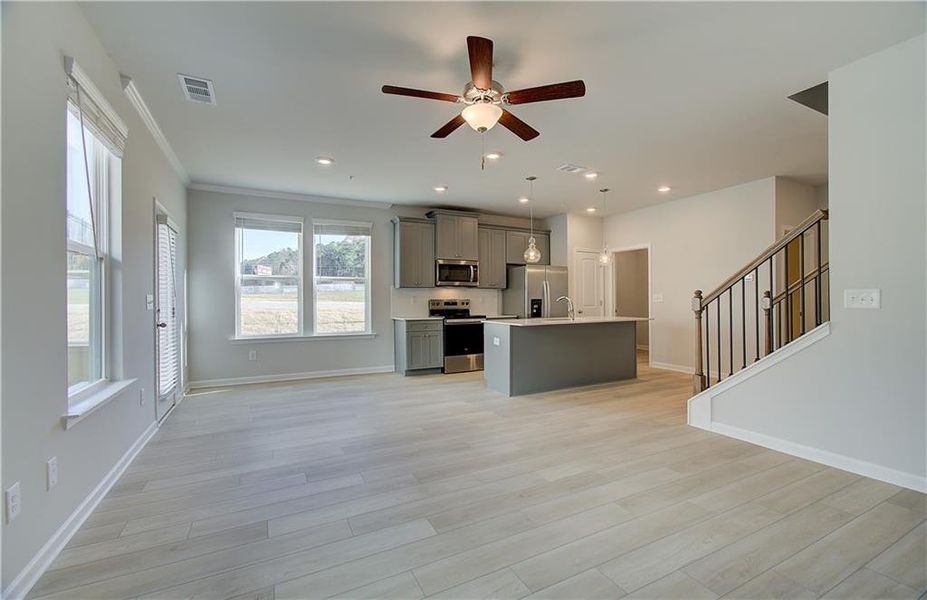 Spacious, unfurnished interior of a new home in Auburn Ridge, Riverdale (Image 10).