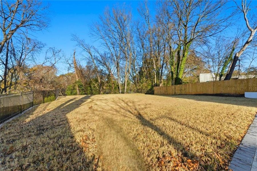 Natural landscape and outdoor views near in Atlanta (Image 30). Natural landscape and outdoor views near in Atlanta (Image 30).