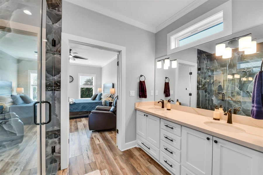 Furnished interior view inside a new home in , Galveston (Image 34).