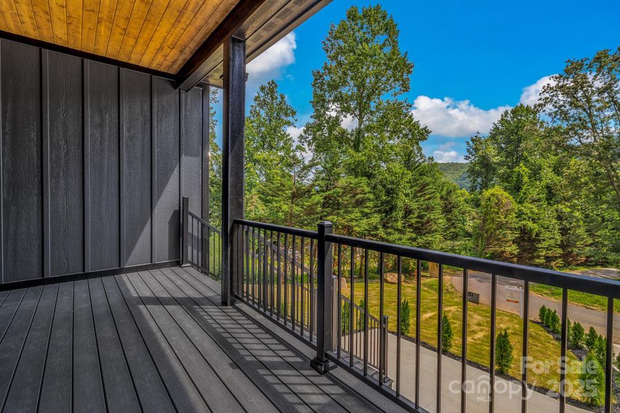 Image 47 of a home in .