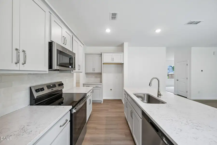 18-web-or-mls-Salers Loop-S1606-018