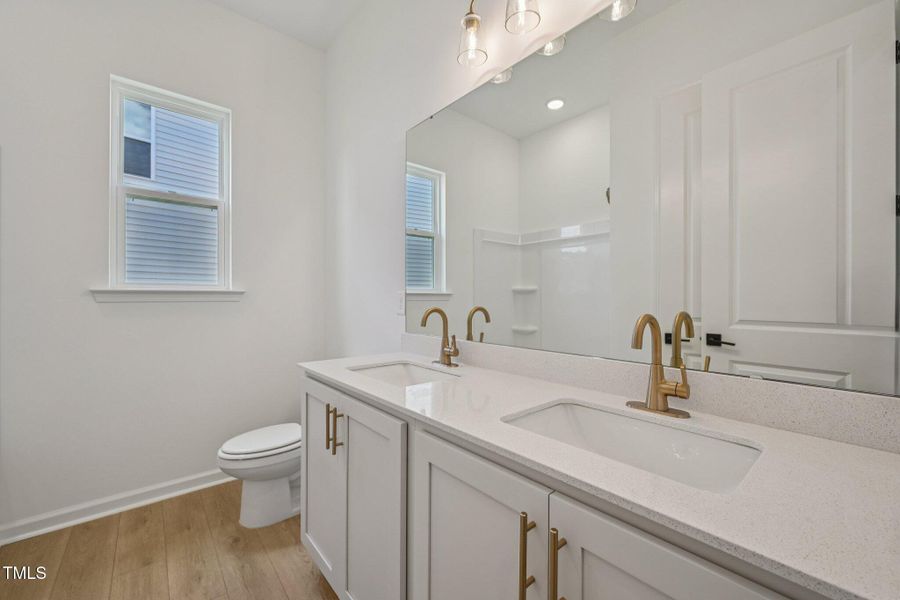 22-web-or-mls-W Crescent Mills Blvd-S260 22-web-or-mls-W Crescent Mills Blvd-S260