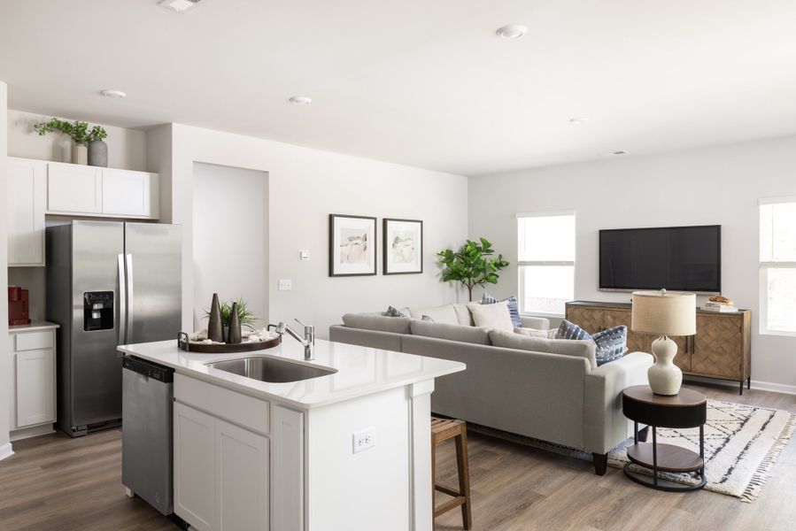 1,721sf New Home in Richlands, NC.  - Slide 6