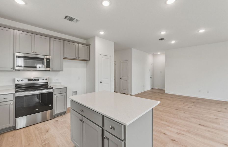 Furnished interior view inside a new home in County View, Temple (Image 7).