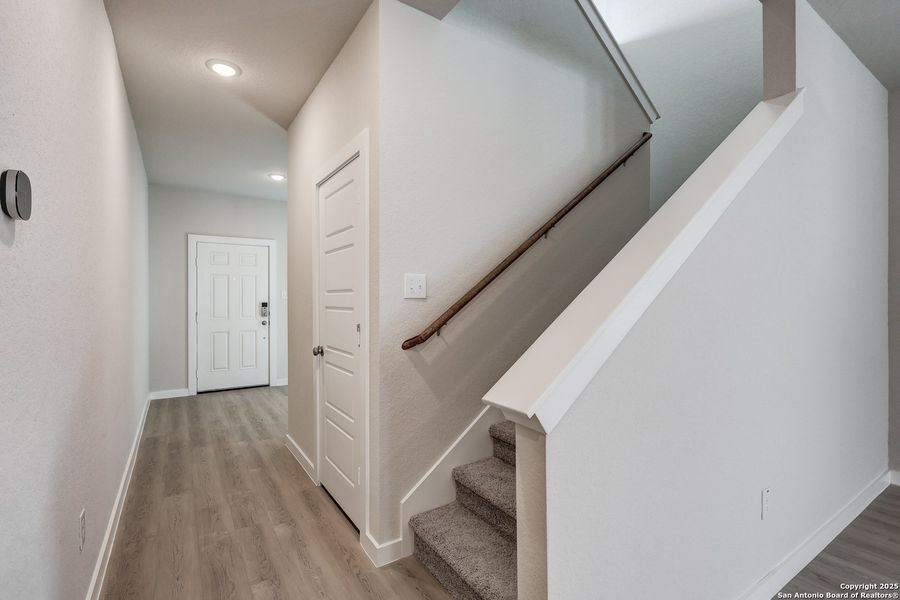 Image 29 of a home in Cinco Lakes. Image 29 of a home in Cinco Lakes.