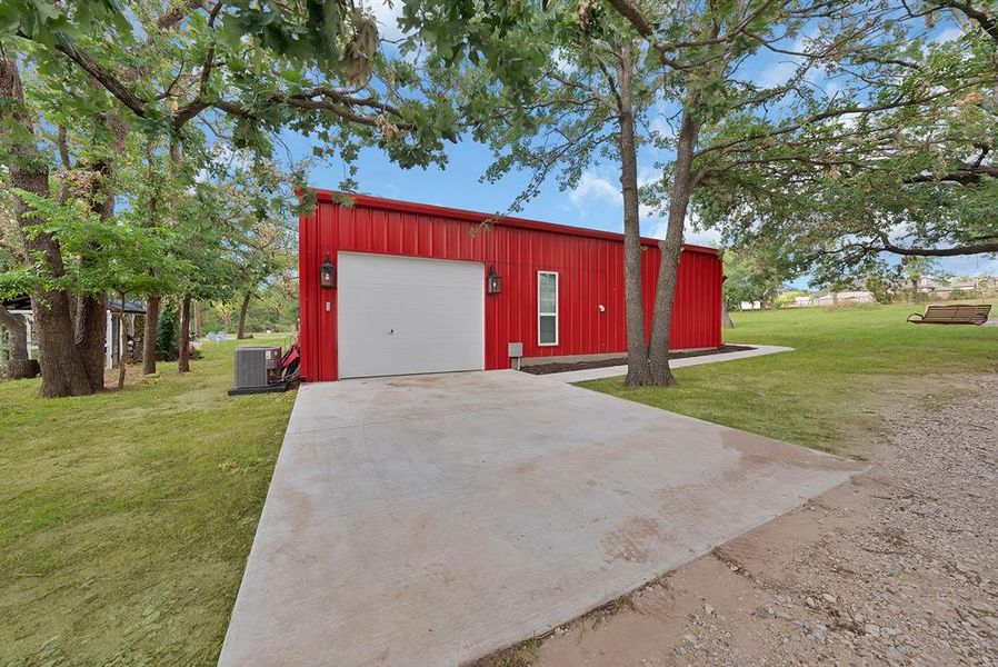 Exterior details and patio area of a home in , Springtown (Image 22).