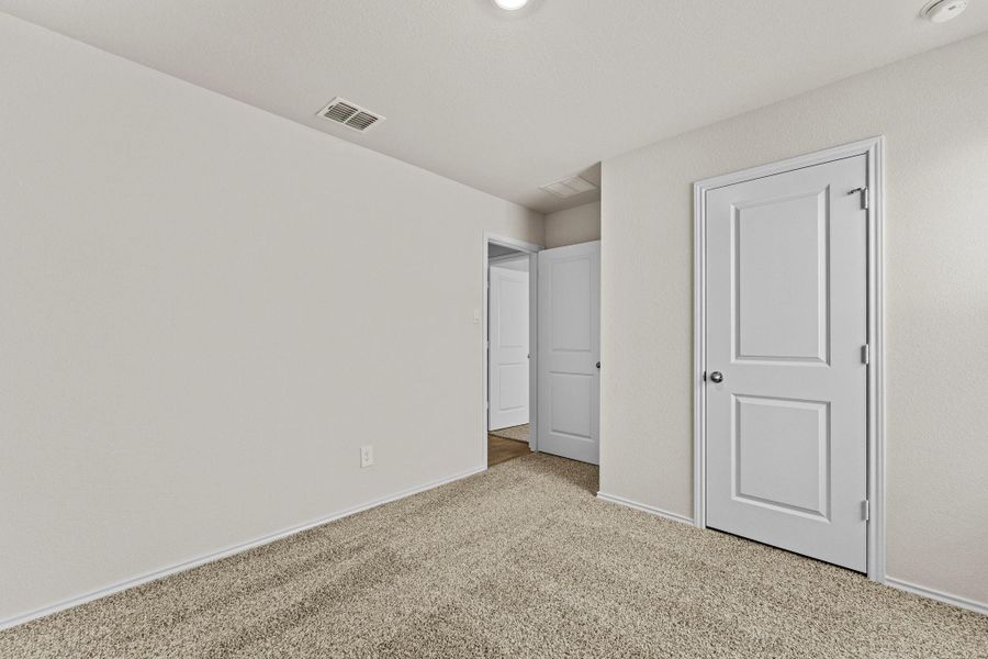 Spacious, unfurnished interior of a new home in Sunset Oaks, Maxwell (Image 17). Spacious, unfurnished interior of a new home in Sunset Oaks, Maxwell (Image 17).