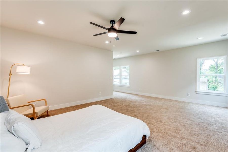 Image 46 of a home in .