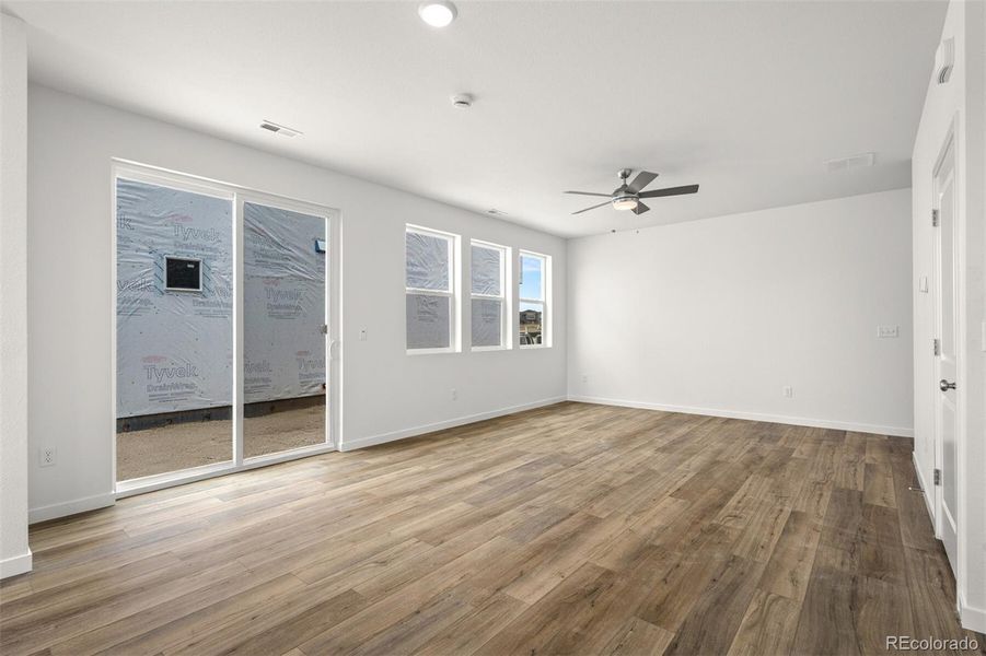 Spacious, unfurnished interior of a new home in Revel Crossing at Wolf Ranch – The Ascent Collection, Colorado Springs (Image 22).