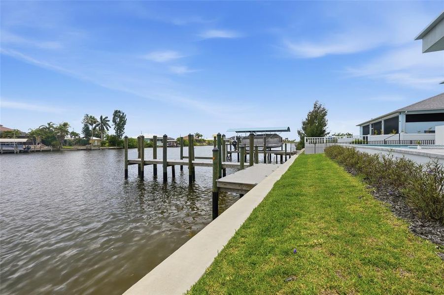 Community amenities in , Cape Coral (Image 52).