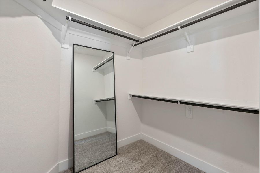 Spacious, unfurnished interior of a new home in Grand Oaks Reserve, Cleveland (Image 23).