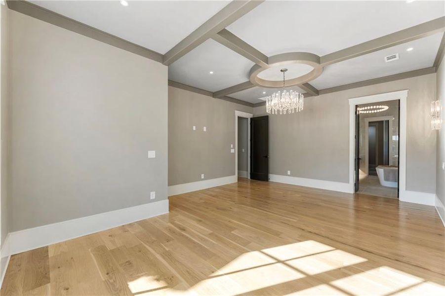 Spacious, unfurnished interior of a new home in , Alpharetta (Image 71).