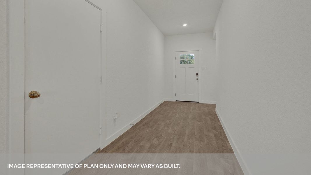 Representative unfurnished interior of a home built from the The Dean by D.R. Horton in Sonoma Oaks, Fredericksburg (Image 17). Representative unfurnished interior of a home built from the The Dean by D.R. Horton in Sonoma Oaks, Fredericksburg (Image 17).