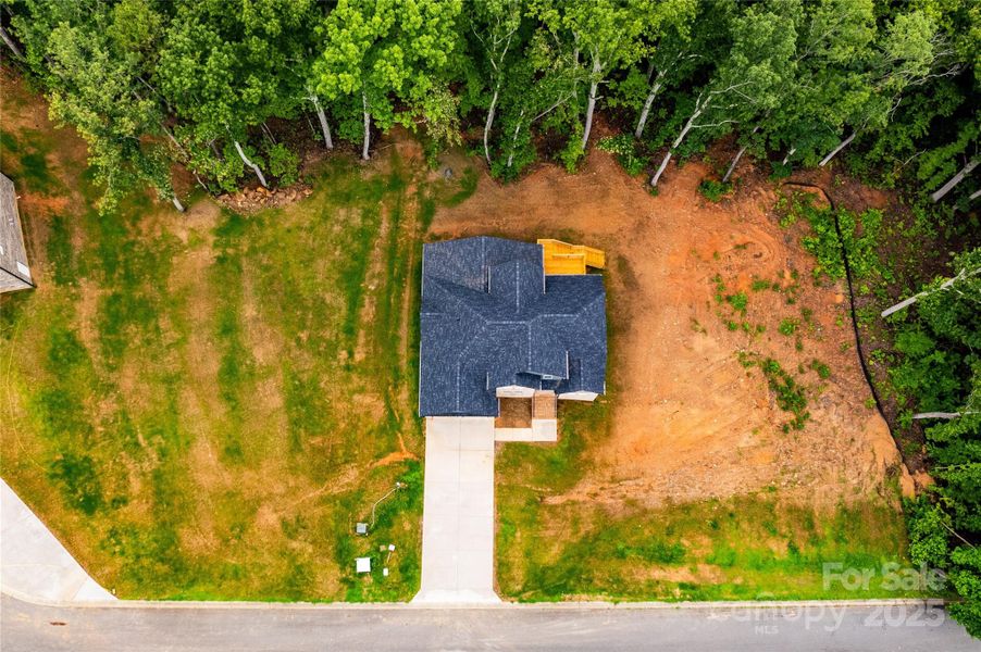 Image 16 of a home in . Image 16 of a home in .