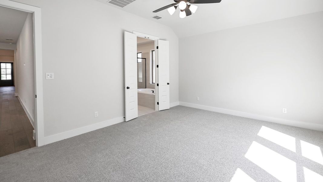 Spacious, unfurnished interior of a new home in Crosswinds, Kyle (Image 21). Spacious, unfurnished interior of a new home in Crosswinds, Kyle (Image 21).
