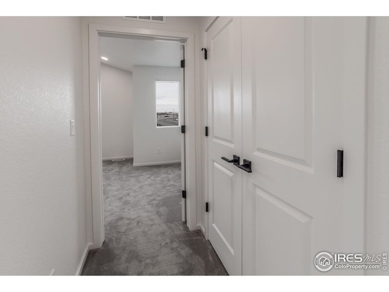 EXAMPLE PHOTO: SECOND LEVEL EXAMPLE PHOTO: SECOND LEVEL