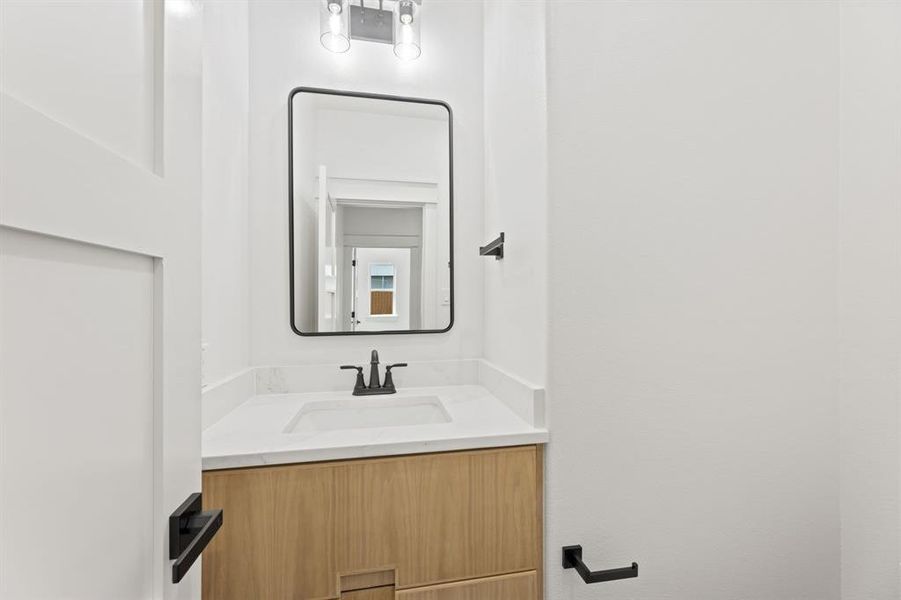 1/2 Bathroom with vanity