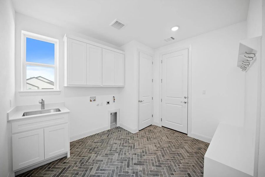 Amber B laundry room