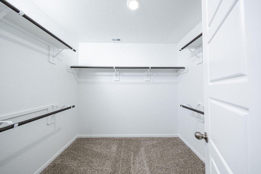 Image 19 of a home in Mackenzie Creek. Image 19 of a home in Mackenzie Creek.