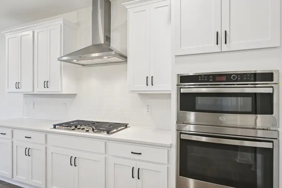 Representative images and renderings are for illustrative purposes. Actual structural options and design finishes of home may vary. Representative images and renderings are for illustrative purposes. Actual structural options and design finishes of home may vary.