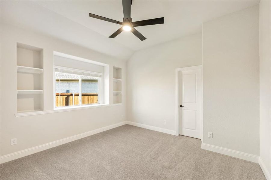 Spacious, unfurnished interior of a new home in Stone River Glen 60s, Royse City (Image 16).