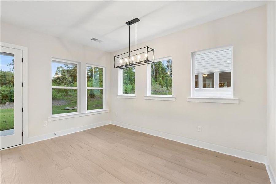 Spacious, unfurnished interior of a new home in Settingdown Farms, Cumming (Image 21).