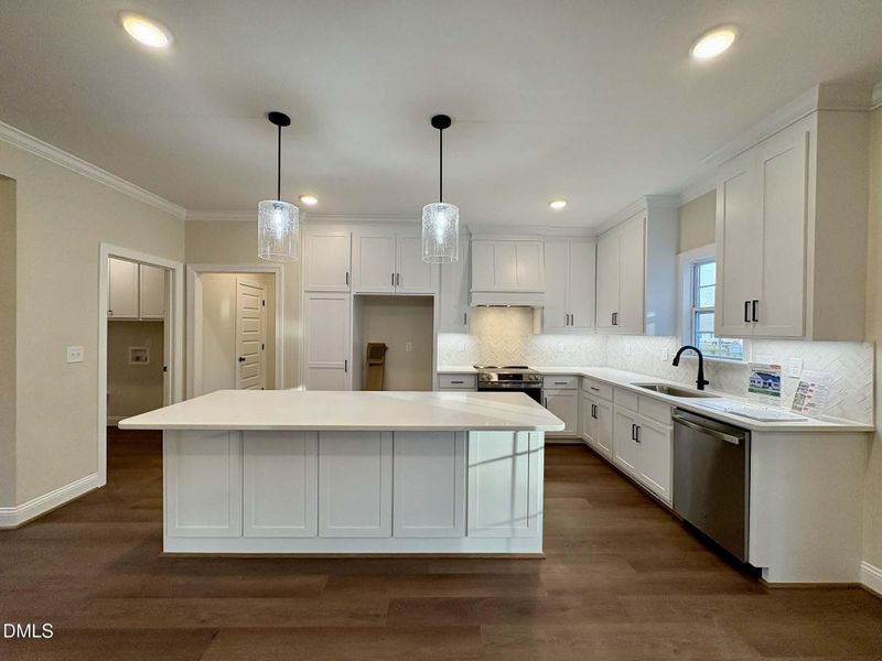 5aec34bc-5d06-4319-a7c8-dbefc975b93d