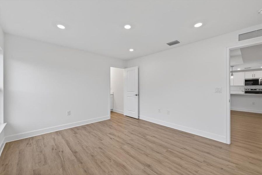 Spacious, unfurnished interior of a new home in , Spring Hill (Image 30). Spacious, unfurnished interior of a new home in , Spring Hill (Image 30).