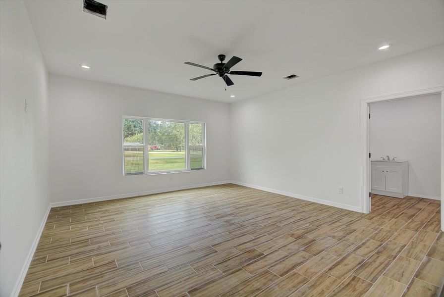 Spacious, unfurnished interior of a new home in , Dayton (Image 28). Spacious, unfurnished interior of a new home in , Dayton (Image 28).