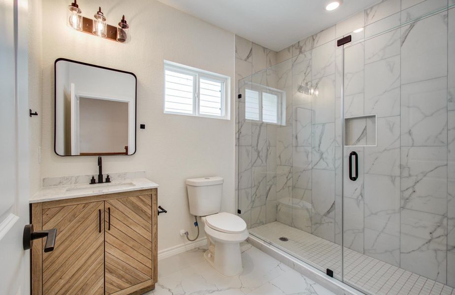 Picture is not of the actual home. It is a representative of a home of the same floor plan. Picture is not of the actual home. It is a representative of a home of the same floor plan.